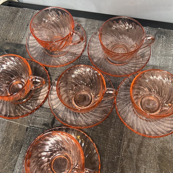 Vintage Arcoroc France Rosaline Pink Swirl Teacups/Coffee Cups Saucers Set 6 - Picture 2 of 7